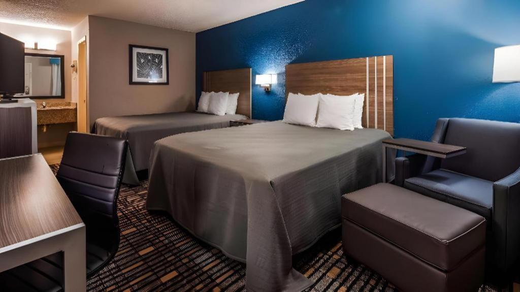 Best Western Post Oak Inn Burnet Exterior photo