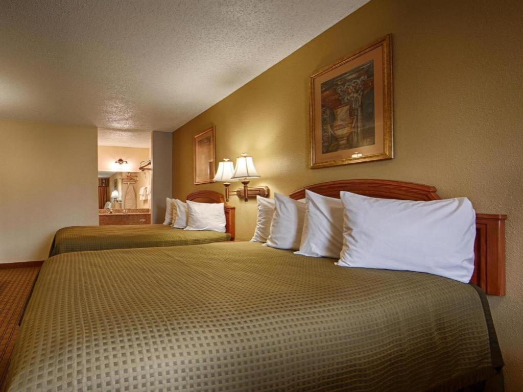 Best Western Post Oak Inn Burnet Exterior photo